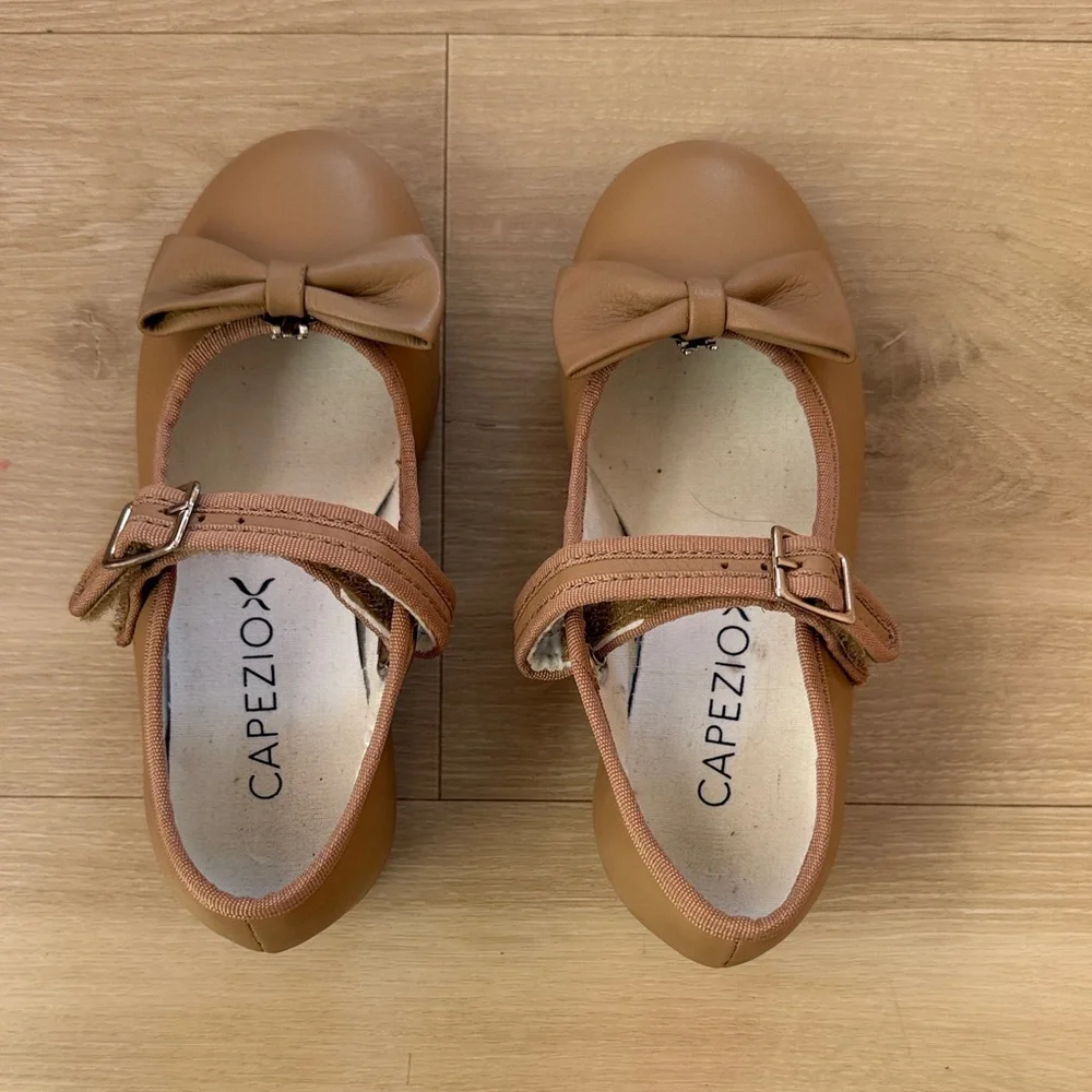 Capezio Girls' Tan Tap Shoes with removable Bow Accent 3800 Mary Jane Tap Shoe